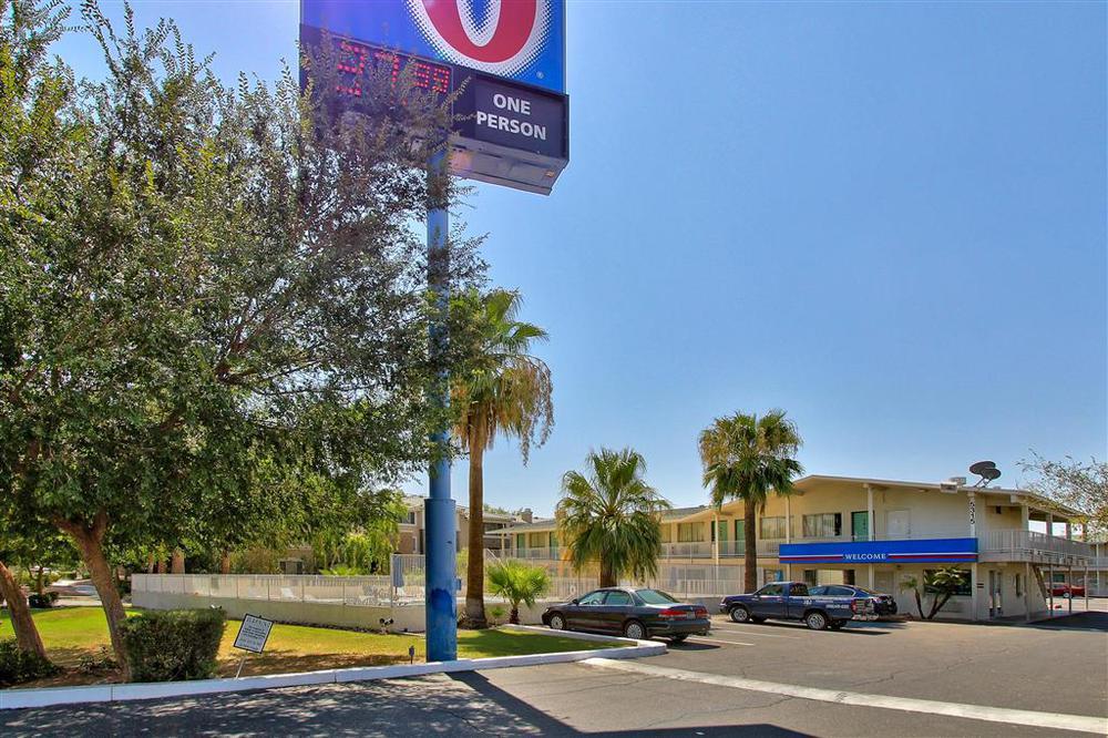 Motel 6-Phoenix, Az - East Exterior foto